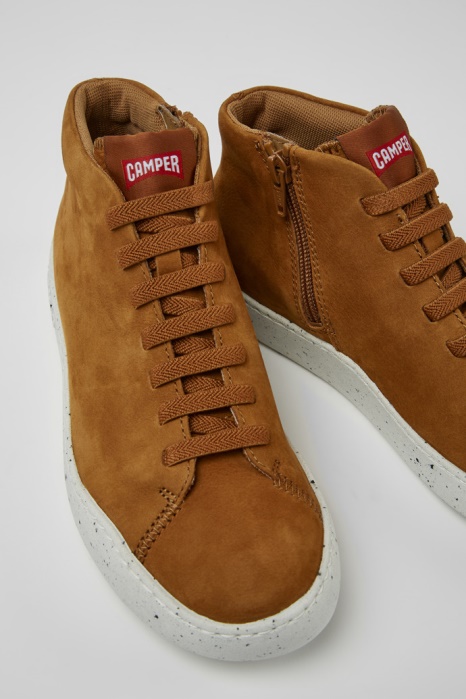 Baskets Peu Touring En Nubuck Marron Pour Femme Camper Be Nouveautés