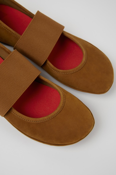Ballerines En Nubuck Marron Droit Pour Femme Exclusive Camper Be