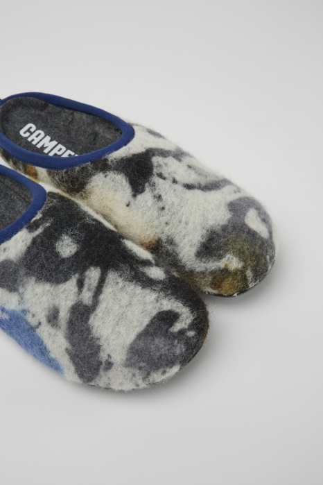 Chaussons Exclusifs Camper Be Wabi En Laine Recyclée Bleu Et Noir Pour Homme